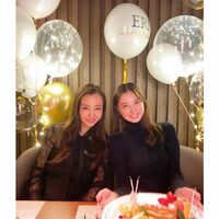 板野友美、大石絵理をサプライズ祝福「彼女にしたいと思うくらい可愛い」