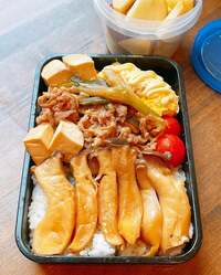 みきママ『エリンギでなんちゃって松茸弁当です!!』