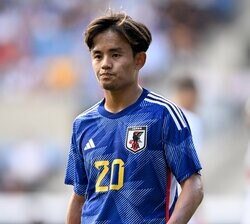 ２列目は伊東純也、久保建英、旗手怜央！日本代表がチュニジア戦のスタメン発表