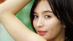 元『CanCam』モデル・ほのか、4年ぶりグラビアで変わらぬスレンダーボディ披露 『FLASH』