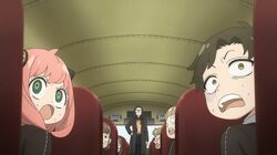 L'anime « SPY x FAMILY » dévoile les images de l'épisode 43 « Jalousie blanche » et « L'incident du bus piégé du Collège Eden » diffusé le 8 novembre