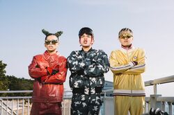 Leon Fanourakis, SANTAWORLDVIEW & Xansei が『XEONWORLDVIEW』に収録されている楽曲「ブチ上げ戦隊」にLEXが参加したリミックスバージョンが登場！