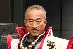 「23歳年下美人妻」との再婚も話題！ 角田信朗が15年ぶりK-1リングに！「やりたくなかった」妻も見守る“復帰戦”に密着