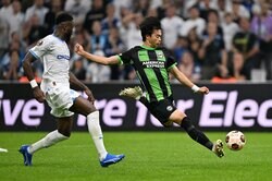 先発フル出場の三笘薫、ヨーロッパリーグで初アシスト！地元メディアは「前半は無名だったが、後半に調子を上げた」