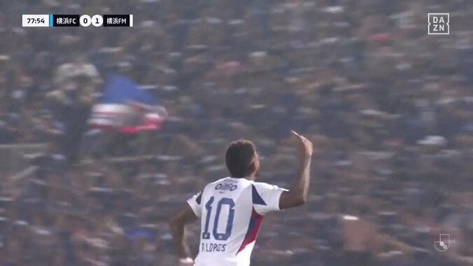 【映像】独特PK弾→涙で駆け寄る瞬間