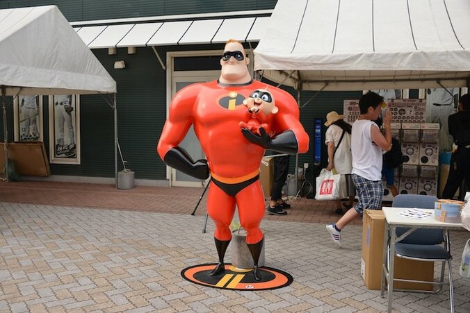 「インクレディブル・デー」が開幕！　真夏の千葉ロッテ戦を熱くする“インクレ・ヒーロー・ダンス”ショー開催 3枚目