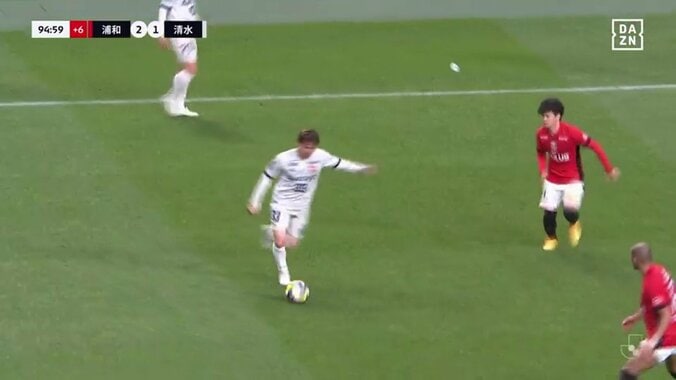 【映像】乾貴士、極上のピンポイントサイドチェンジ