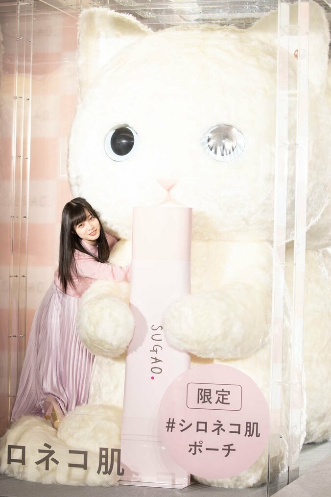 橋本環奈、大人になった実感は「仕事終わりのビール」 8枚目