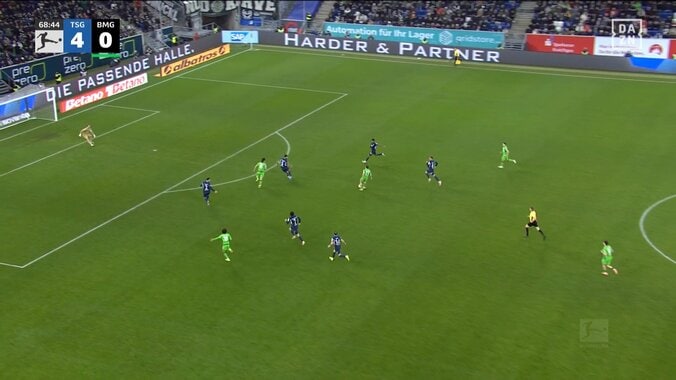 日本代表FW、守備の死角をつく“ニンジャムーブ”からワンタッチゴラッソ「忍者の動き出しや」「ナイスゴール」背後に抜け出す動きで今季3点目 4枚目