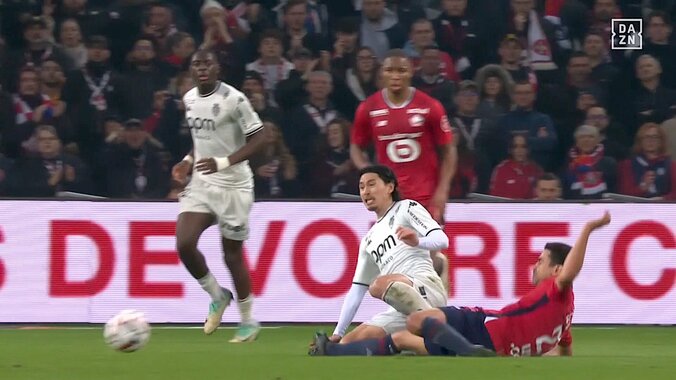 【写真・画像】南野拓実、“急加速”で電光石火のゴール！ 「あそこに詰めていたことが…」日本代表MFの嗅覚が光った瞬間　1枚目