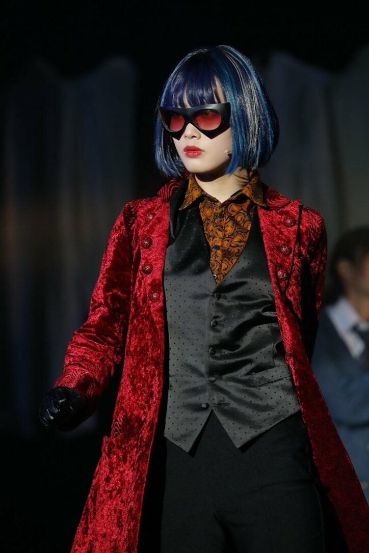 乃木坂46伊藤純奈・けやき坂46松田好花出演の舞台「七色いんこ」が開幕