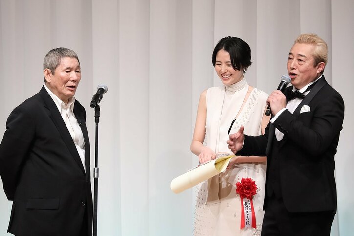 松重豊「漣さん、これからも見守ってください」塩見三省「大杉！俺はもうちょっとやってみるよ！」東スポ映画大賞で俳優陣から大杉さんを悼む声