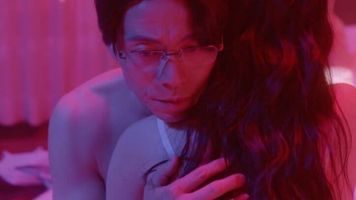 新人バイトに次々に手を出し…不倫しまくりのスーパー店長の呆れた言い訳『泥濘の食卓』