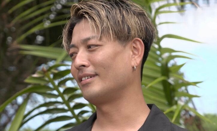 【写真・画像】元国民的アイドルの39歳元夫、13歳年下シンママ美女に「住所教えて」プレゼントをたくらみ「子どもたちにも…」　1枚目