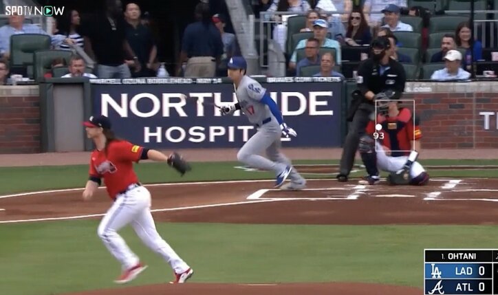 【写真・画像】ベッツを助けた！ 大谷翔平、さりげない“超ファインプレー”「ヤバいな」「カッコいい」 いきなり初球スタート… 完璧すぎる“爆速盗塁”に球場騒然　1枚目