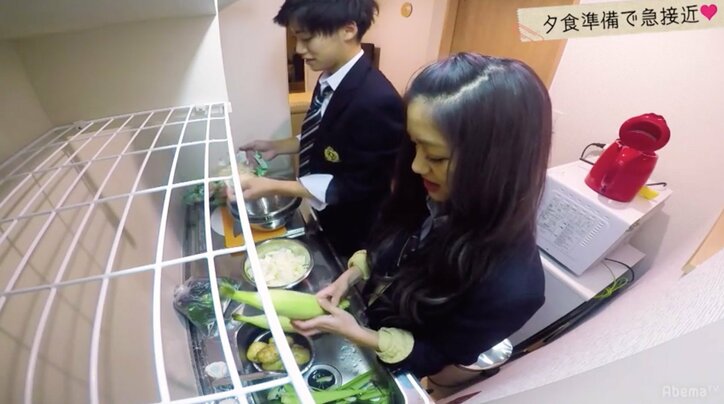 東京の女子高生が北海道の絶景ど真ん中で、イケメン男子高生たちと夜を過ごす『恋する♥週末ホームステイ』第2話