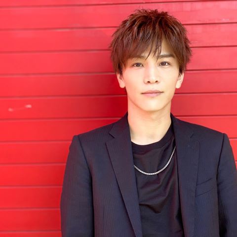 三代目jsb 岩田剛典の誕生日に祝福コメント殺到 山下健二郎との2ショットに むりかわいい の声 話題 Abema Times