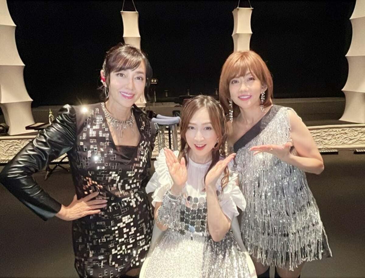 松本伊代　森口博子　スペシャルライブ 森口博子、コンサートで共演した松本伊代＆早見優との3ショットを披露