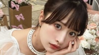 【映像】モデルの藤川らるむ 電車内でのセクシーな服装に賛否 インスタで過去のトラウマ告白