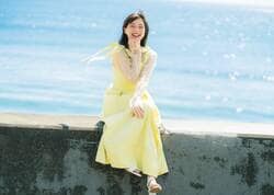 上京したての俳優・璃音が人生初グラビア 圧倒的な煌めきと初々しさの“原石” 『ヤンジャン』巻末登場