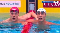 世界水泳男子200m自由形で大波乱！ “18歳の世界記録保持者”が予想外の失速 「ラスト50m」の大逆転劇に会場は拍手喝采＆大盛り上がり