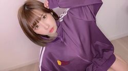 えなこは「芋ジャージ」を着てもかわいい！美脚ちらりショットにファン「何着ても似合うなんて罪？」