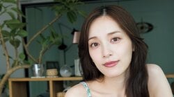 都丸紗也華、“ビーチバレー”で弾ける圧倒的美ボディ 『旬撮GIRL Vol.28』グラビア＆裏表紙登場