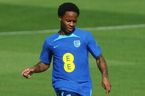 【W杯】英代表FWスターリング、自宅が武装強盗の被害　家族のため緊急帰国…チーム復帰は未定