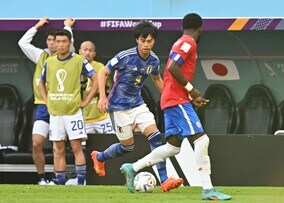 「ゴールに結びつけられないと意味がない」と悔やむ三笘薫。コスタリカ戦の戦術については「もっと自分たちからアクションを起こしてもいい」【W杯】