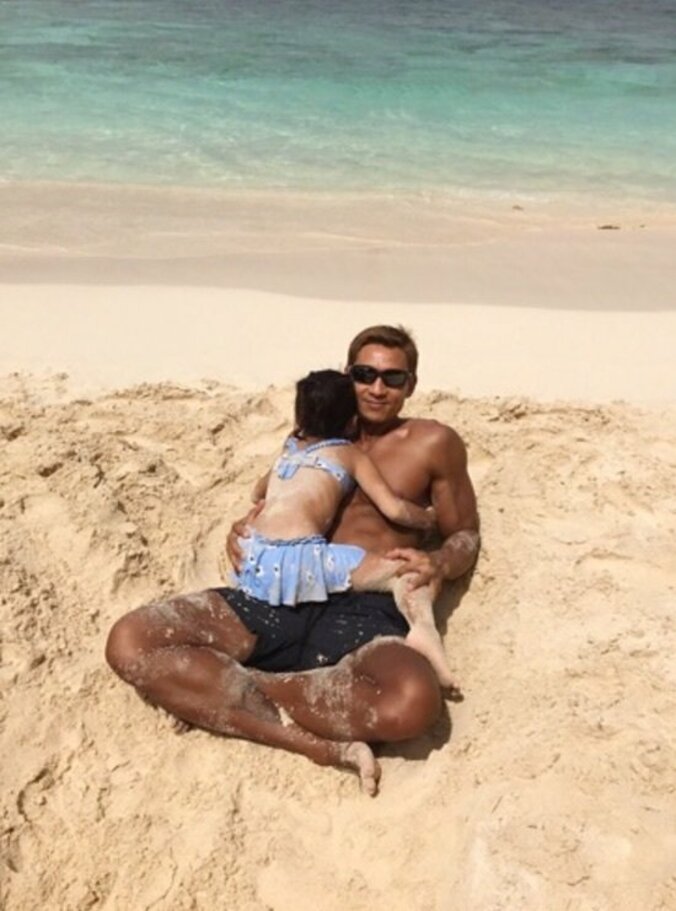 吉川ひなの、娘と兄がラブラブ「かじゅやくんとケッコンする！」 2枚目