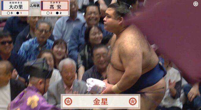 「出禁にして」高安、横綱・大の里撃破で金星も一部ファンに“残念な行為”「そもそも危ない」憤る声も 3枚目