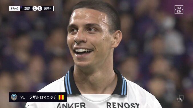 「暴れん坊だな」14分間でイエロー2枚→退場処分に「何しに出てきたんだ」「なかなかロック」途中出場の川崎FW、不要なアフタータックルでカードをもらった瞬間 4枚目