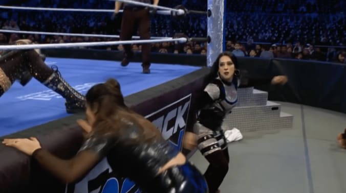 ステファニー・ヴァッケルが介入