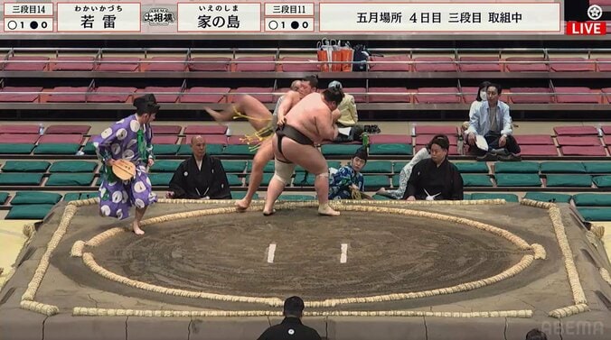 「変形一本背負い」「すごいの出た」巨漢力士が絶体絶命から“大技”で驚異の大逆転 館内騒然 5枚目