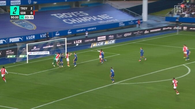 レベチ！中村敬斗、圧巻の垂直ジャンプヘッド弾炸裂「2部にいてはいけない」「根性みせてるな」今季8点目にファン歓喜 5枚目