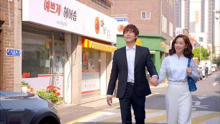 最高視聴率36.5％を記録！適齢期の一男三女の恋愛模様を描く『適齢期惑々ロマンス～お父さんが変！？～』