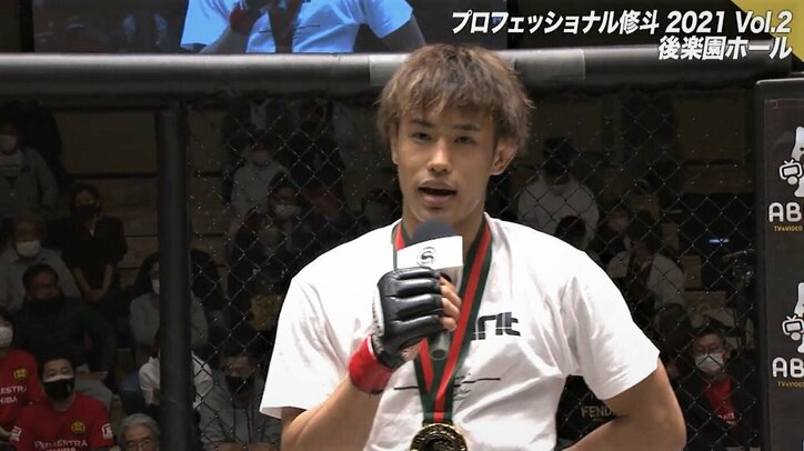 わずか61秒、衝撃の完全“失神”決着 青木真也「器が違う」