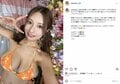 “軽トラ女子”三田悠貴、圧倒的プロポーション際立つオレンジのビキニ姿＆ツインテールでファン魅了 「めちゃ可愛い」「美〜〜〜」などの声