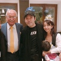 福田萌、ハワイで浮かれた家族写真　“ウルフギャング”さん本人に興奮