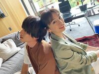 北川景子＆白洲迅の“頭こつん”なオフショットに「なんて美しい」「可愛すぎる」の声