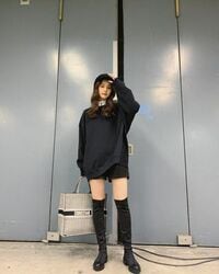 「美脚すぎ！」新木優子、”ミニ履いて、ロングブーツ履いた”私服ショットに反響