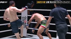 頭を“擦った”だけで衝撃失神KO 戦慄の右ハイに「まるでミルコのよう」反響相次ぐ