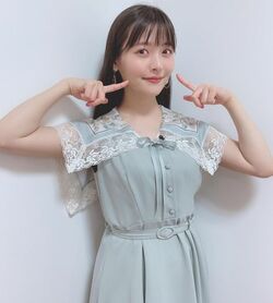 上坂すみれのガーリーなワンピース姿がやっぱり“毛深い”！「今日も麗しいお姿」と称賛の声