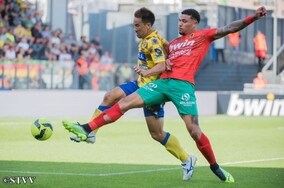 岡崎慎司が早速スタメン、香川真司との“Wシンジ”が実現…シント・トロイデンは今季初勝利