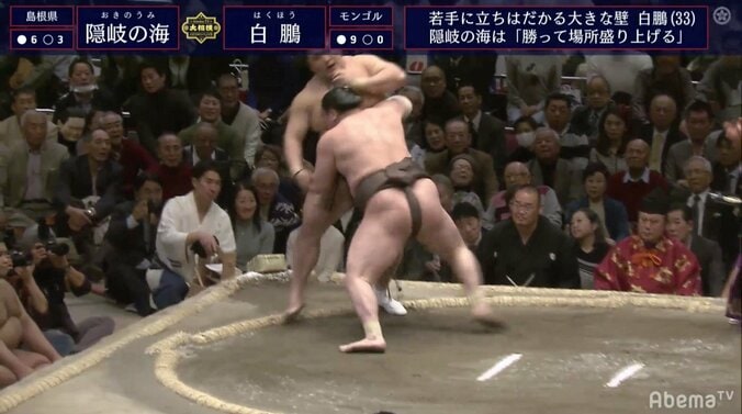 白鵬、盤石の横綱相撲で10連勝　芝田山親方「もう、止められない……」 1枚目