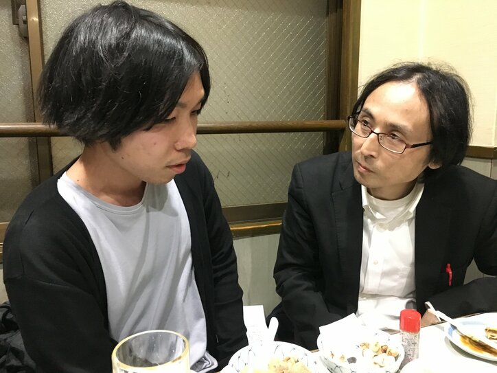 “世界一の即戦力男”菊池良「仕事の肩書に悩んでいる」――連載・中川淳一郎の『飲み屋の中心で、バカ!を叫ぶ』