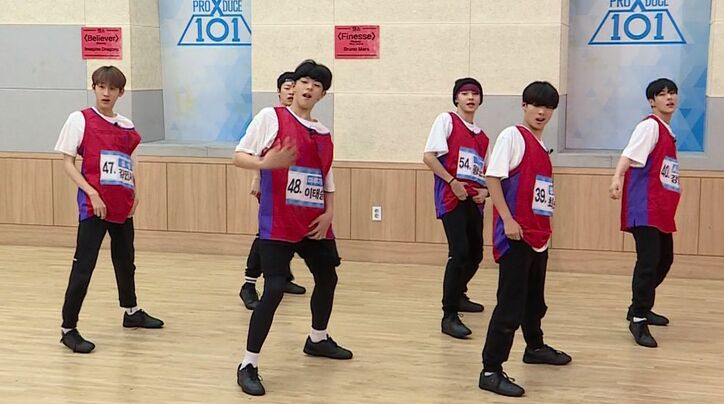 『PRODUCE X 101』ラップやダンス、ボーカルとポジション争いで番狂わせ！？白熱のパフォーマンスに大熱狂の前半戦