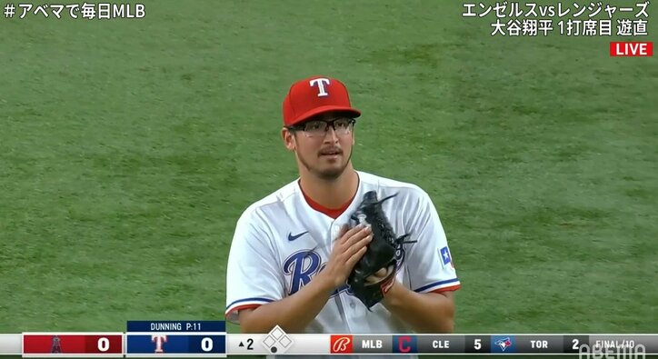 「これぞメジャー」「体幹えぐい」エンゼルス戦での“超絶”美技にファン興奮 「座ったままの体勢から…」実況も驚嘆