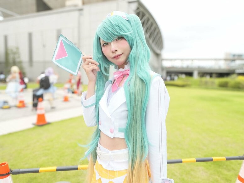 “Magical Mirai 2024”Ver.初音未来Cosplay，“卷翘睫毛”是讲究重点！