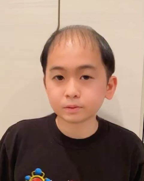 トレエン斎藤 子供姿が有吉弘行に似ている 確かに似てます笑 幼くて可愛い と反響 話題 Abema Times